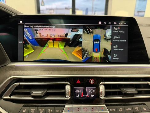 Used 2021 BMW X5 xDrive40i w/ M Sport Package image 29