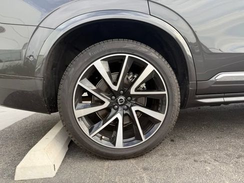 Certified 2024 Volvo XC90 B6 Plus w/ Protection Package Premier AWD/4WD image 5