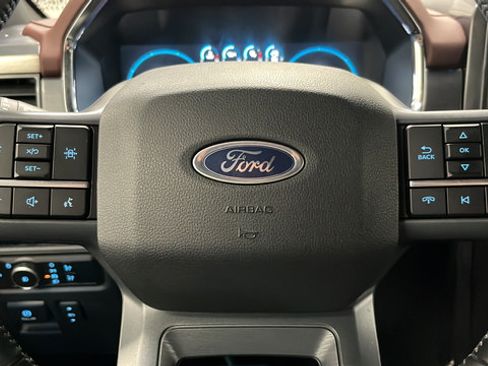 Used 2023 Ford F150 Lariat AWD/4WD image 16