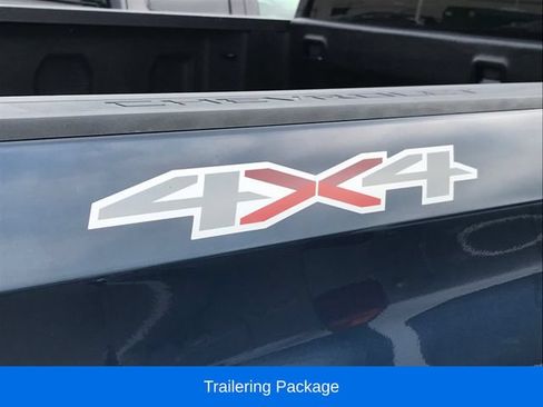 Used 2020 Chevrolet Silverado 1500 Custom w/ Custom Value Package AWD/4WD image 4