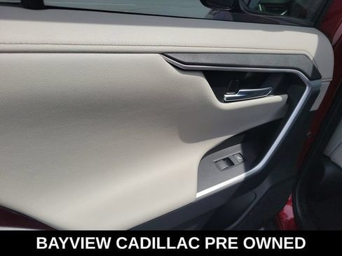 Used 2021 Toyota RAV4 Limited w/ Limited Grade Weather Package FWD image 21