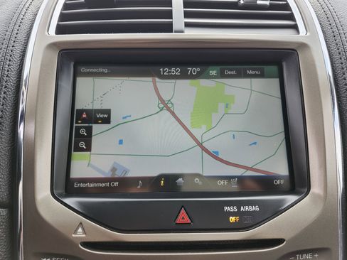 Used 2014 Lincoln MKX AWD w/ Equipment Group 101A image 6