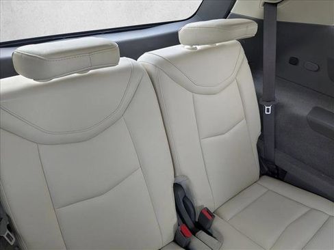 Used 2022 Cadillac XT6 Premium Luxury w/ Technology Package image 22