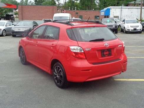 Used 2009 Toyota Matrix FWD image 3