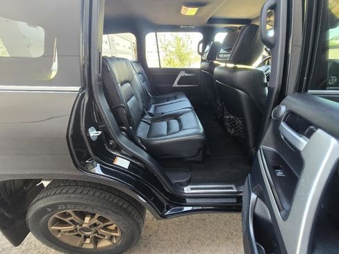 Used 2020 Toyota Land Cruiser Heritage Edition image 54