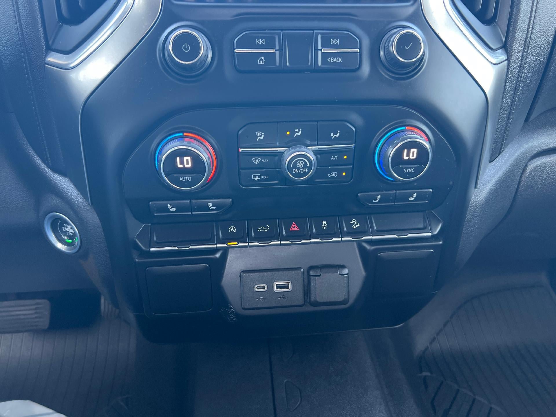 Used 2021 Chevrolet Silverado 1500 RST AWD/4WD image 16