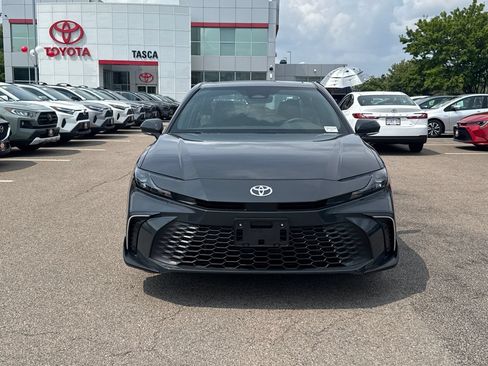 Used 2026 Toyota Camry SE w/ Convenience Package AWD/4WD image 3