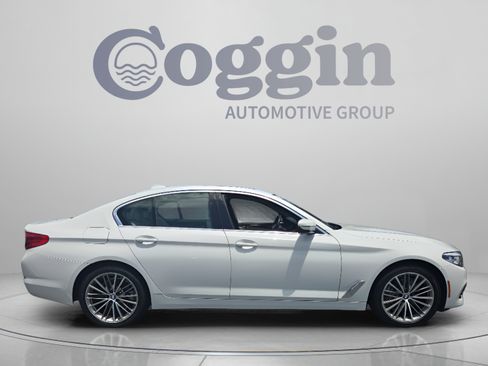 Used 2020 BMW 530i w/ Convenience Package RWD image 6