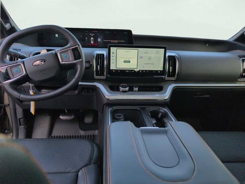 New 2026 Ford Expedition Tremor image 5