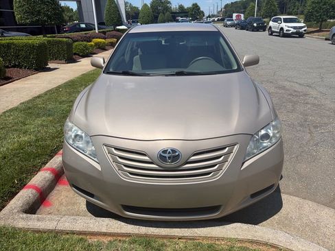 Used 2009 Toyota Camry LE FWD image 7