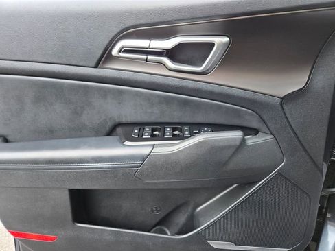 Used 2023 Kia Sportage EX image 31