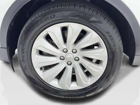 Used 2022 Land Rover Discovery Sport S image 57