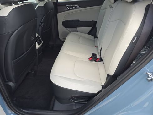 New 2026 Kia Sportage EX AWD/4WD image 17