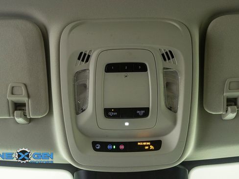 Used 2025 Buick Envision Preferred image 20