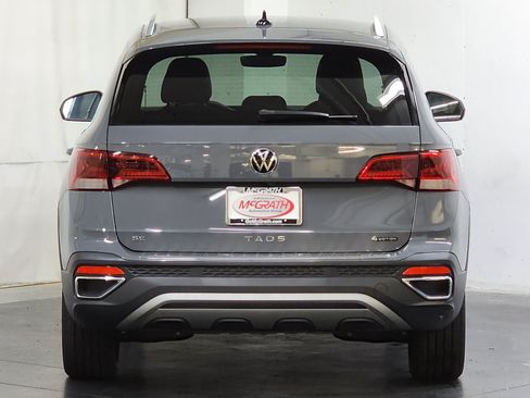 Used 2023 Volkswagen Taos SE w/ Black Wheel Package AWD/4WD image 6