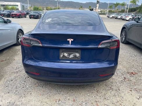 Used 2023 Tesla Model 3 Standard Range RWD image 7