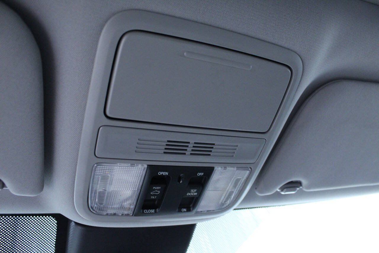 Used 2021 Honda Odyssey EX-L image 27