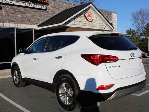 Used 2018 Hyundai Santa Fe Sport FWD image 9