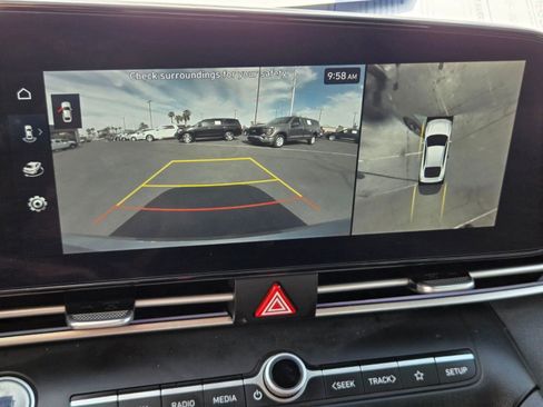 Used 2024 Hyundai Elantra Limited FWD image 22