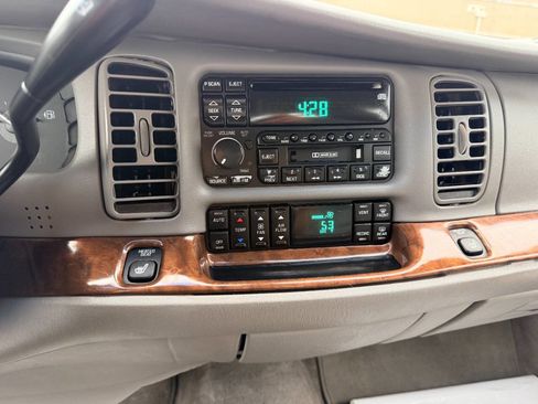 Used 2005 Buick Park Avenue FWD image 31