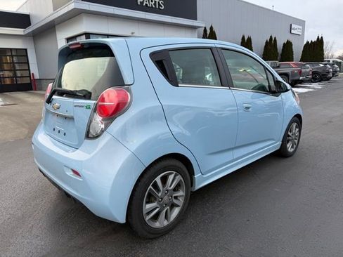 Used 2015 Chevrolet Spark LT image 3