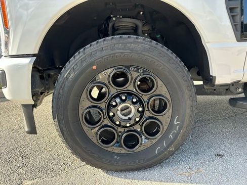 Certified 2023 Ford F250 Lariat w/ Sport Appearance Package image 34