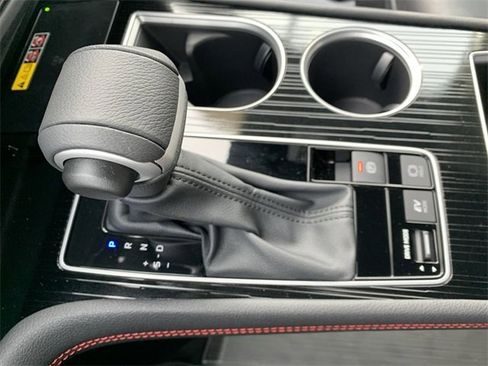 Used 2025 Toyota Sienna XSE image 25