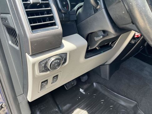 Used 2020 Ford F150 XLT w/ Equipment Group 302A Luxury AWD/4WD image 15