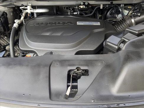 Used 2018 Honda Odyssey Elite image 25