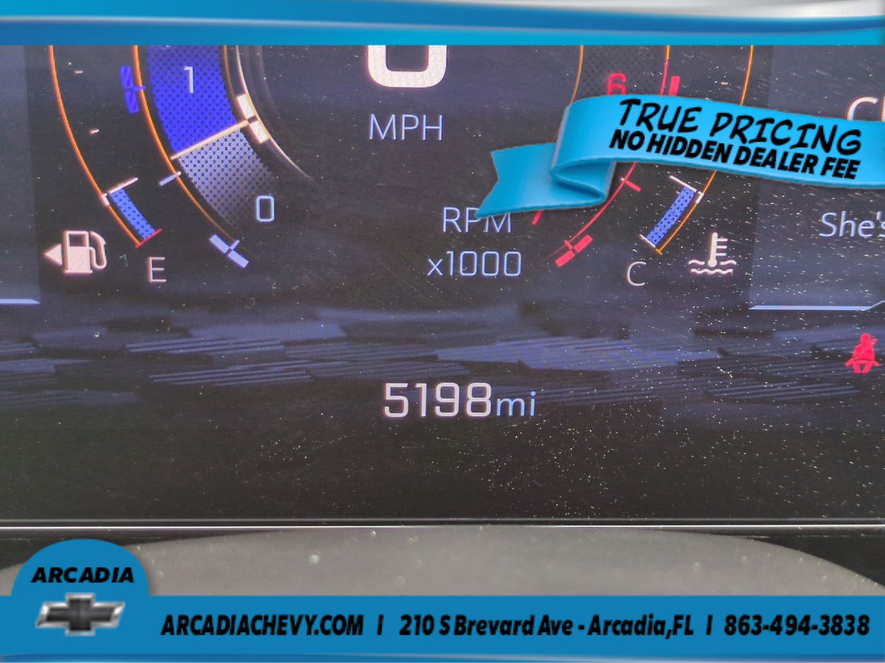 Used 2025 Chevrolet Suburban LT w/ Comfort Package RWD image 27