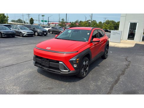 Used 2025 Hyundai Kona SEL AWD/4WD image 6