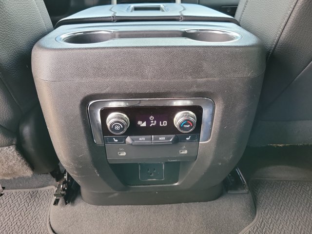 Used 2023 GMC Yukon Denali AWD/4WD image 11