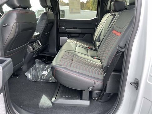 New 2025 Ford F150 Lariat w/ Equipment Group 502A High image 27