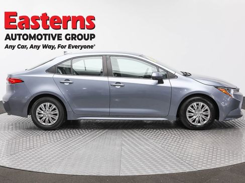 Used 2020 Toyota Corolla L w/ Carpet Mat Package (TMS) image 4