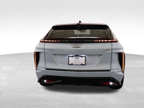 New 2026 Cadillac Lyriq V image 3