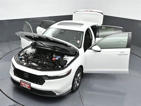 Used 2024 Honda Accord EX image 46