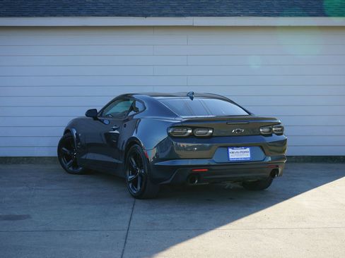 Used 2019 Chevrolet Camaro LT w/ RS Package image 37