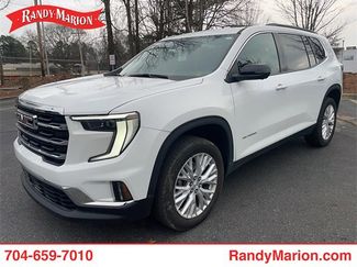 Used 2024 GMC Acadia Elevation video 1