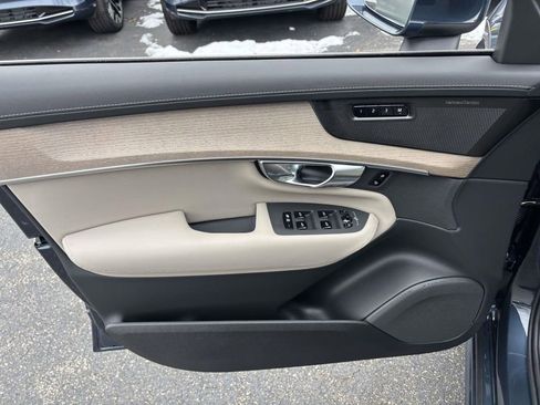 New 2026 Volvo XC90 B5 Plus image 11