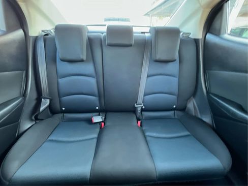 Used 2018 Toyota Yaris iA image 18