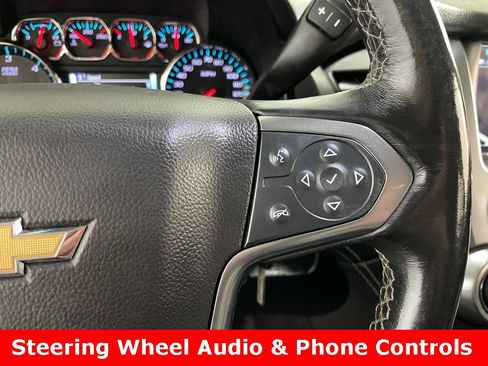 Used 2019 Chevrolet Suburban LT image 31