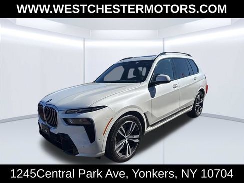 Used 2024 BMW X7 xDrive40i w/ M Sport Package AWD/4WD image 1