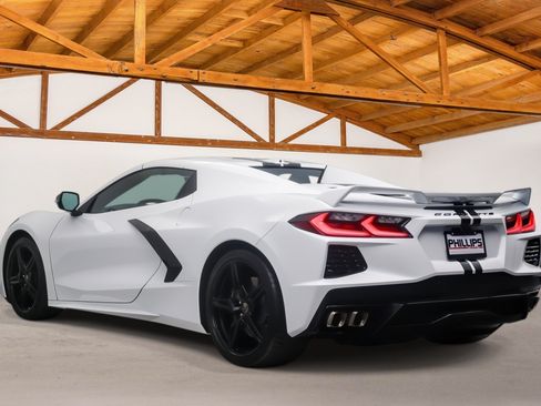 Used 2021 Chevrolet Corvette Stingray Convertible w/ 1LT RWD image 4