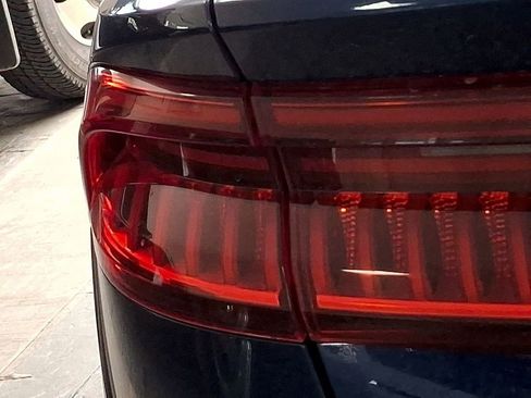 Used 2019 Audi Q8 Prestige w/ Adaptive Chassis Package image 8