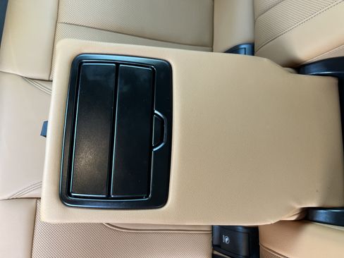 Used 2024 BMW i4 eDrive35 w/ Convenience Package RWD image 41