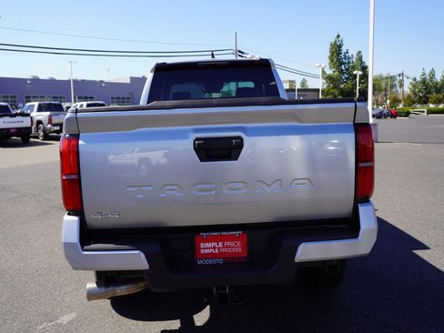 New 2026 Toyota Tacoma SR5 AWD/4WD image 11