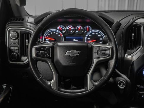 Used 2021 Chevrolet Silverado 1500 LT Trail Boss w/ Convenience Package II AWD/4WD image 15