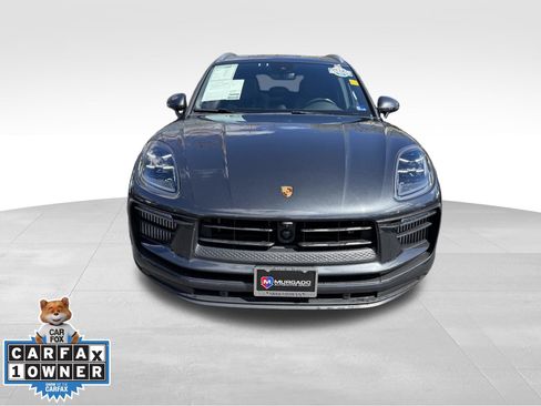 Used 2023 Porsche Macan S image 2