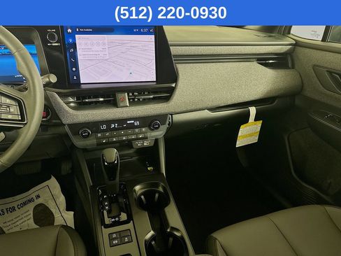 Used 2026 Subaru Outback Premium AWD/4WD image 29