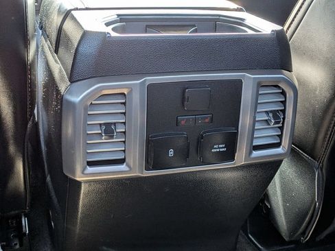 Used 2018 Ford F150 Platinum w/ Equipment Group 701A Luxury AWD/4WD image 20